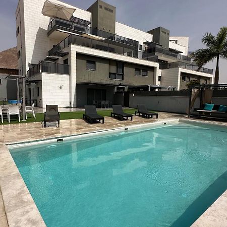 Luxury Garden Floor Eilat Apartment Exterior photo